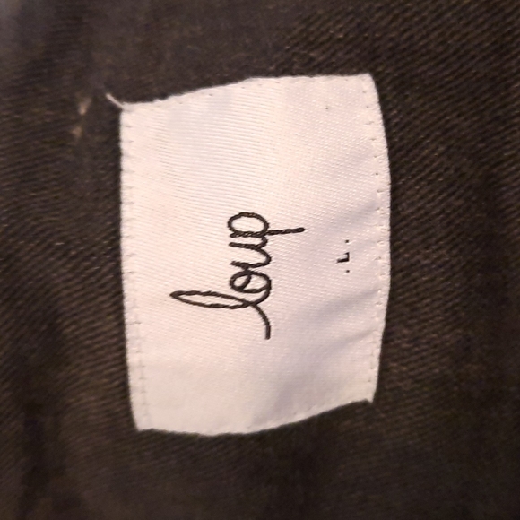 Loup spring weight jacket size Large in black. - Picture 4 of 6